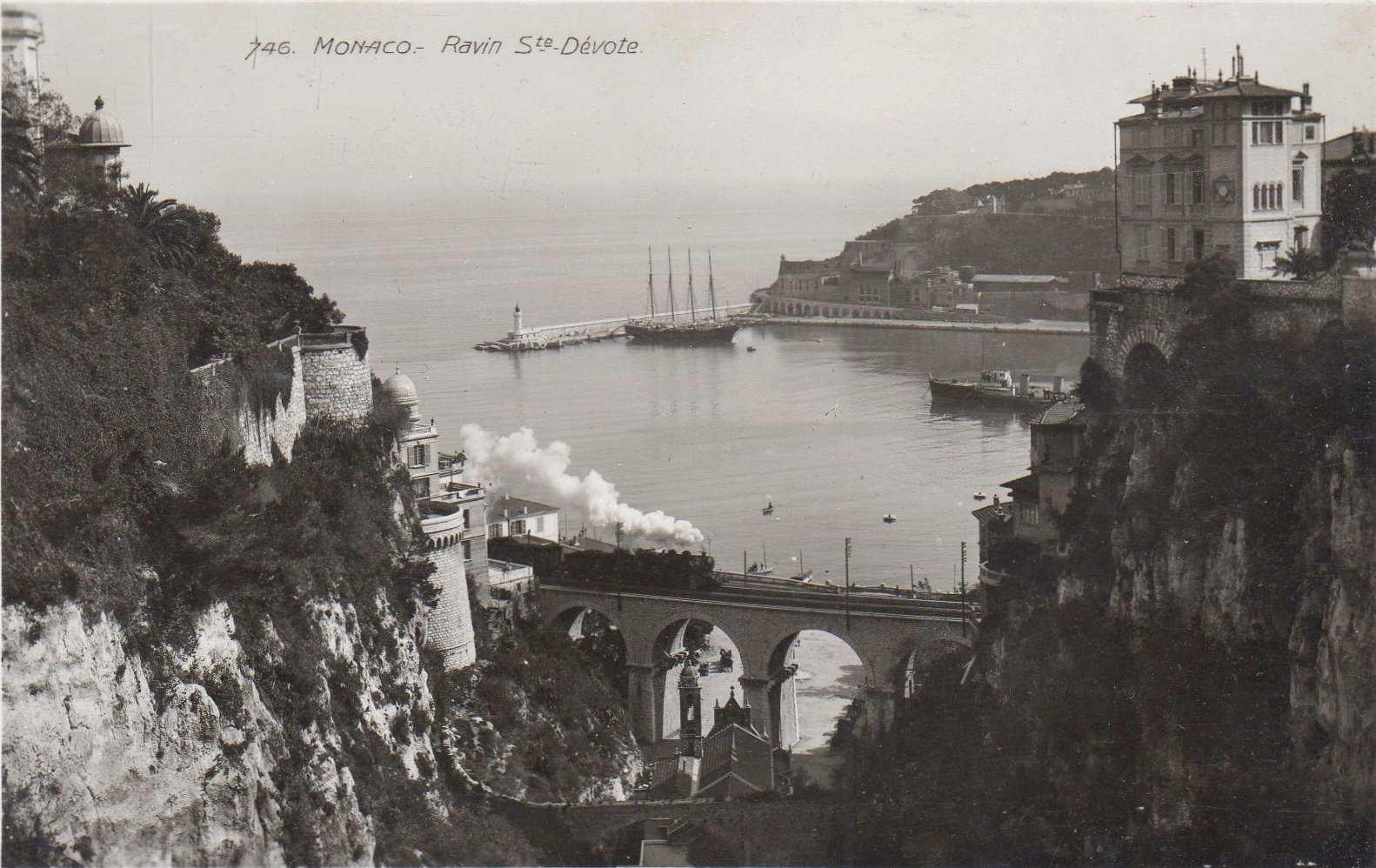 Timbres-Poste Stamps FDR Roosevelt Monaco  Ste Dévote